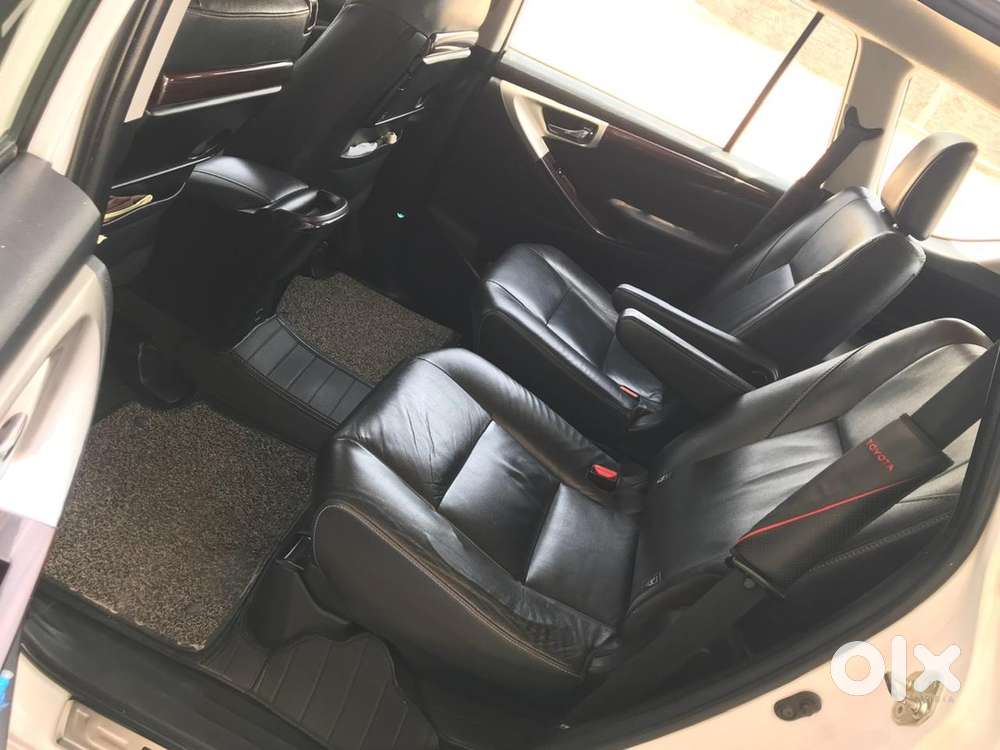 Toyota Innova Crysta 2017