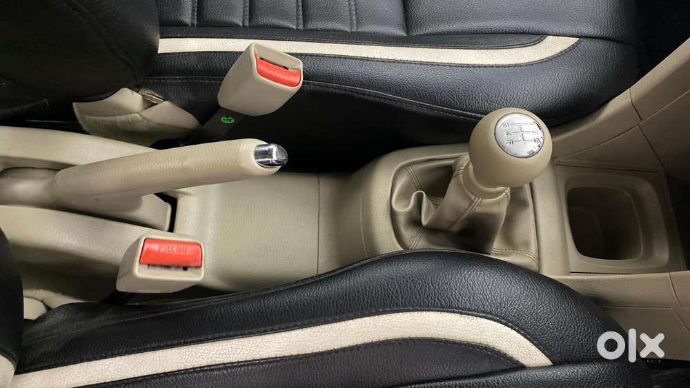 Maruti Suzuki Swift Dzire Zxi 1.2, 2016, Petrol
