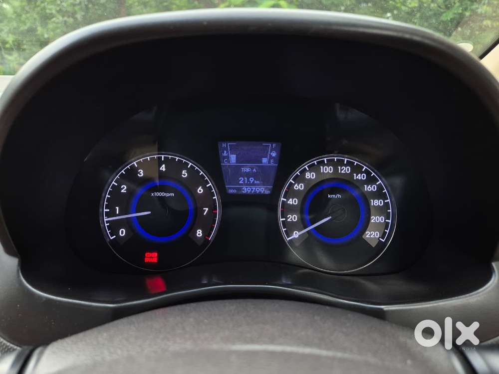 Hyundai Fluidic Verna 1.6 Vtvt S(o), 2015, Petrol
