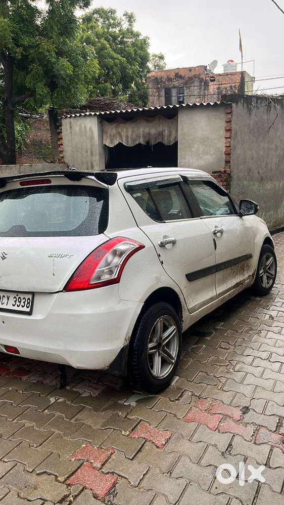 Maruti Swift Vxi 2016