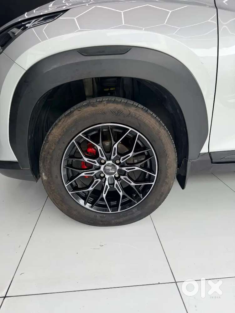 Nissan Magnite (xl 1.0l Petrol)