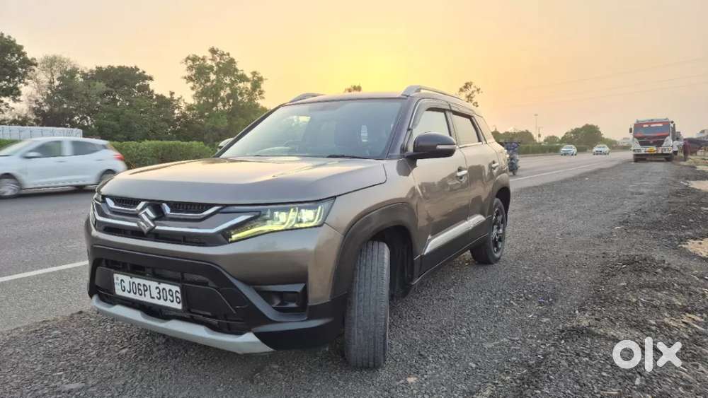 Maruti Suzuki Brezza 1.5 Zxi Smart Hybrid Dual Tone, 2023, Petrol