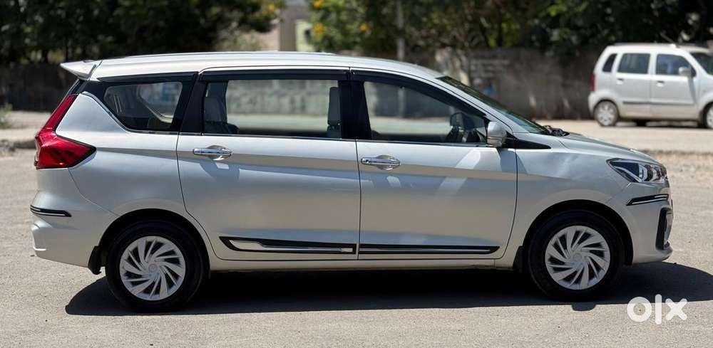 Maruti Suzuki Ertiga 2022-2023 Vxi Cng, 2022, Petrol