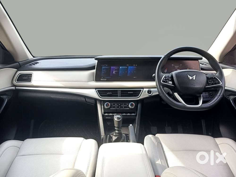 Mahindra Xuv700 2.2 Ax 7 Diesel Mt Str, 2023, Diesel