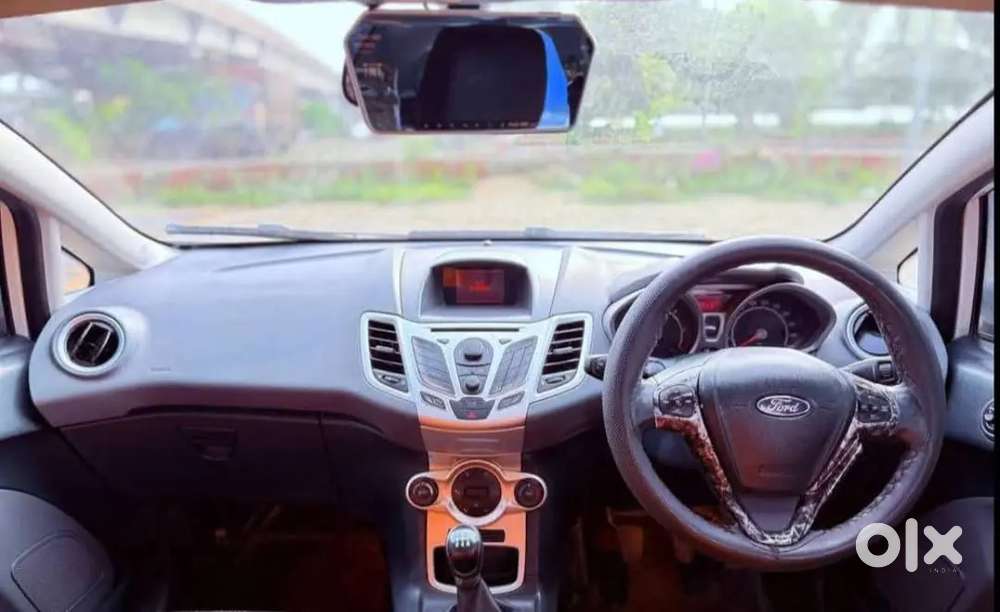 Ford Fiesta Titanium 2013
