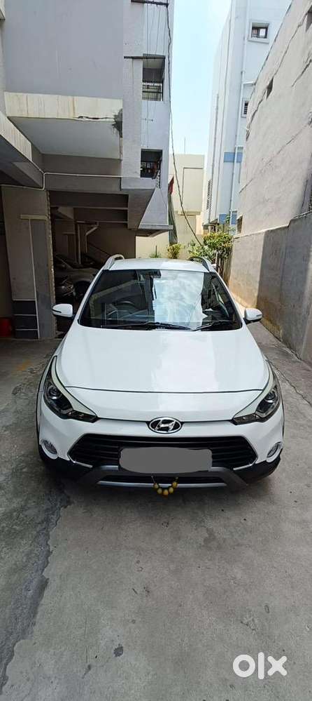 2017 Hyundai Manual Petrol First Owner