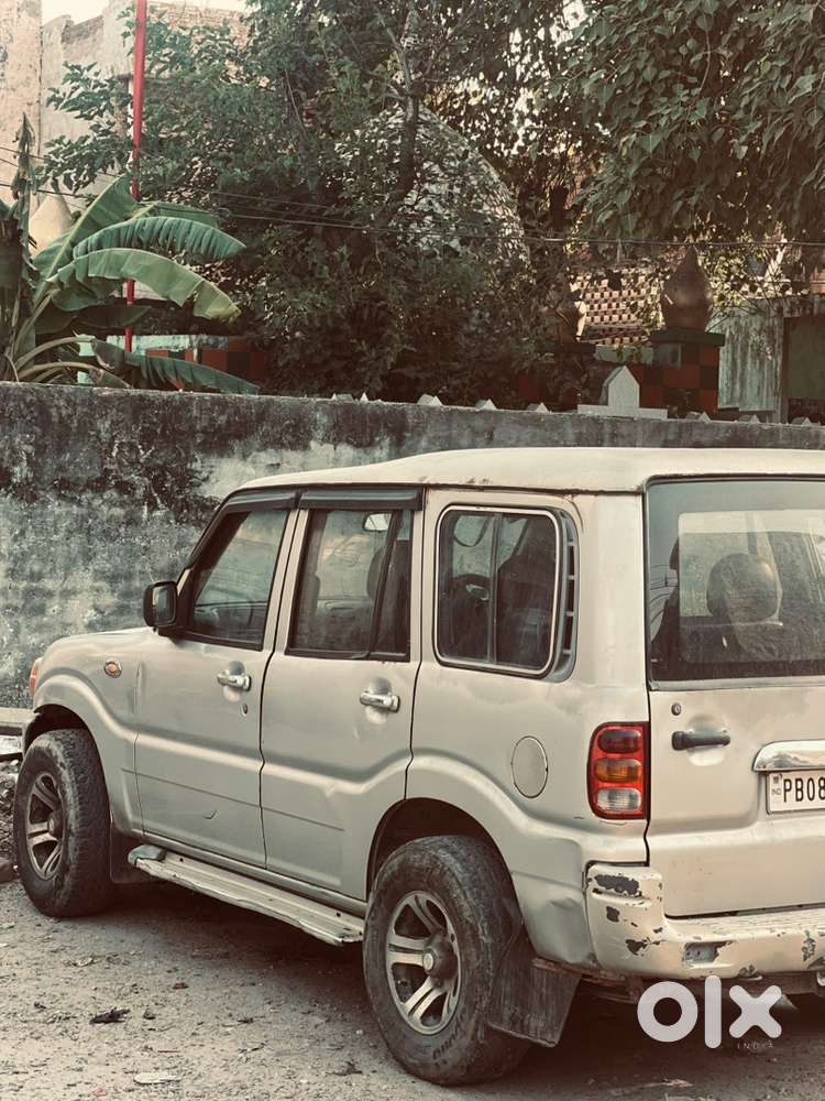 Mahindra Scorpio
