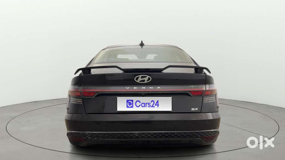 Hyundai Verna 1.5 Sx (o) Petrol Mt, 2025, Petrol