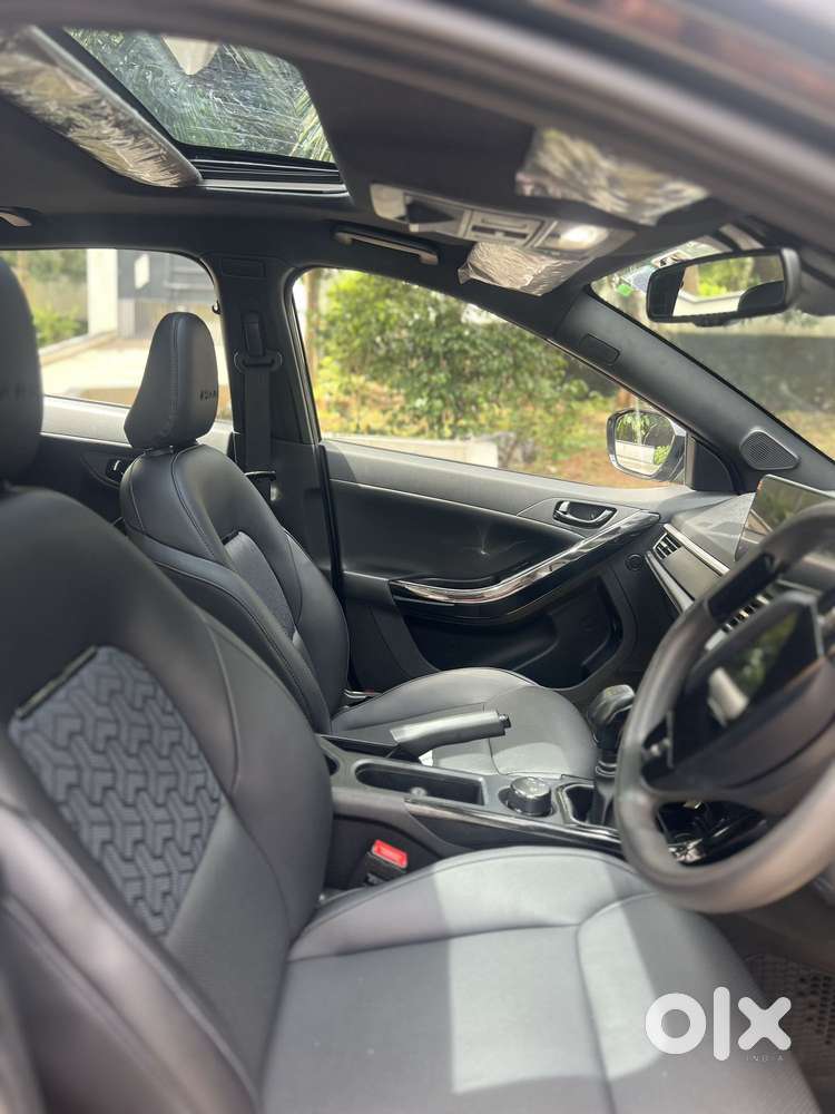 Tata Nexon Creative Plus 1.2 Petrol 6mt Dark Edition, 2024, Petrol