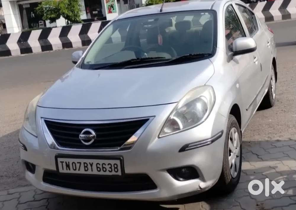 Automatic Nissan Sunny Petrol