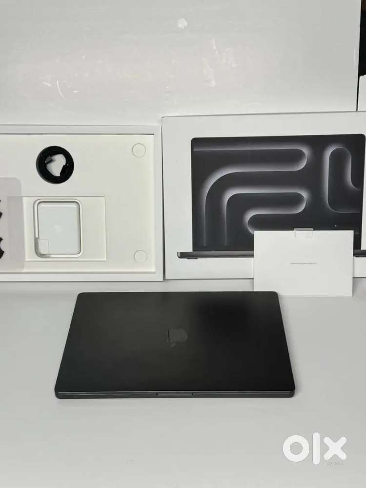 MacBook Pro Black 16-inch M3 Max 48GB RAM 1TB SSD Apple Care plus