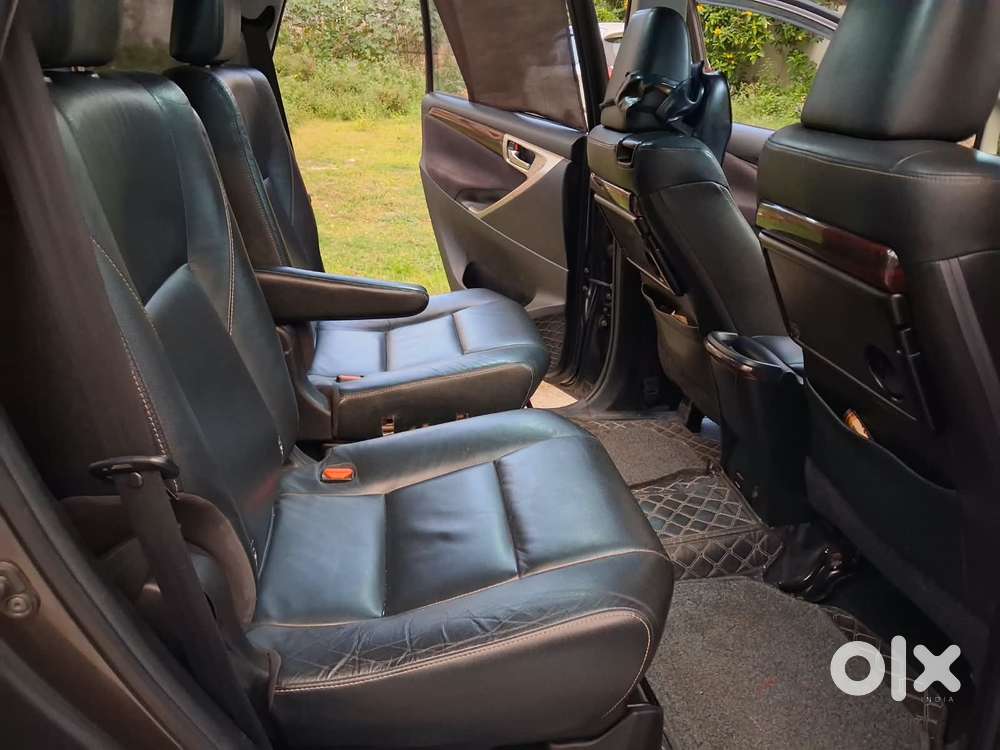 Toyota Innova Crysta 2.4 Z 7 Str, 2017, Diesel