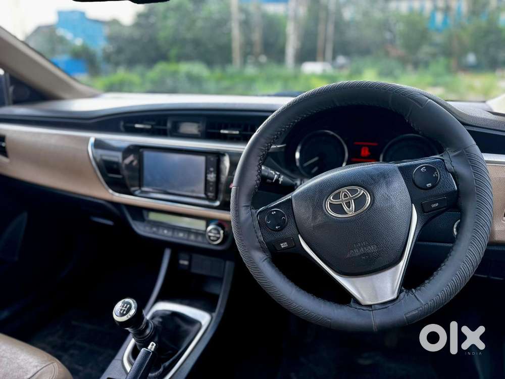 Toyota Corolla Altis Gl Mt, 2015, Petrol
