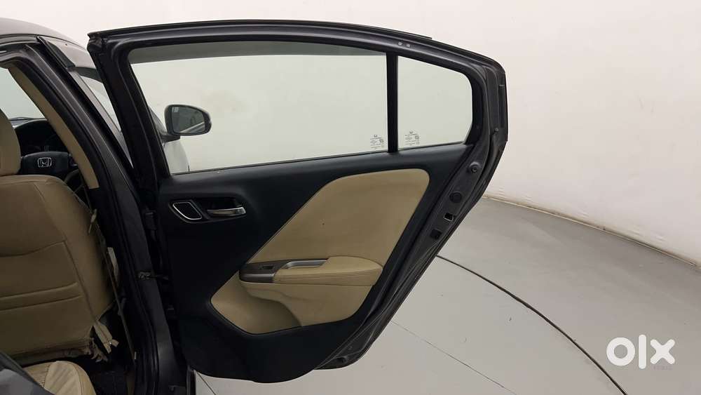 Honda City 1.5 Zx Cvt I-vtec, 2017, Petrol