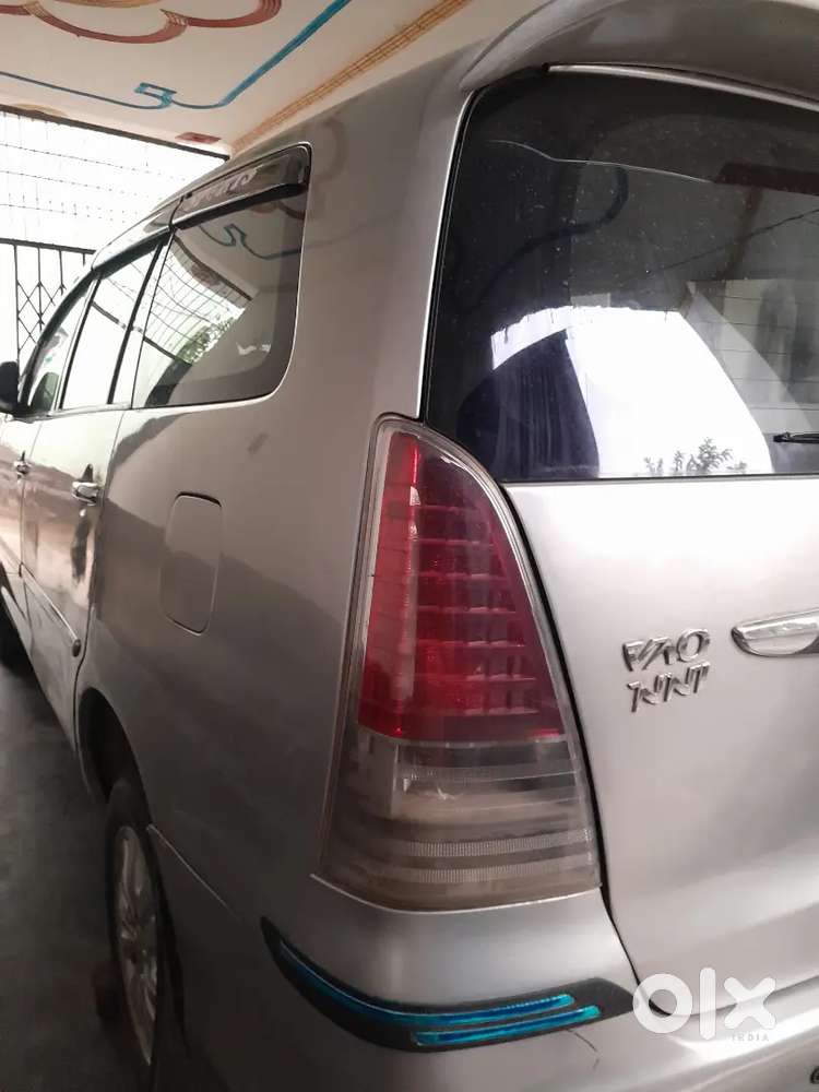 Toyota Innova 2010 Diesel 150000 Km Driven