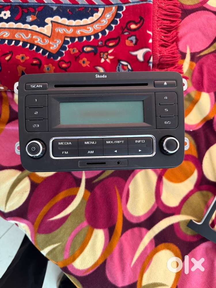 Skoda/Volkswagen orignal sound system read full ad