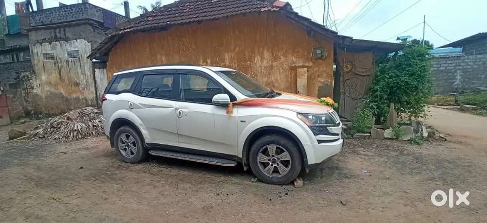 Mahindra Xuv500 2013 Diesel 90000 Km Driven