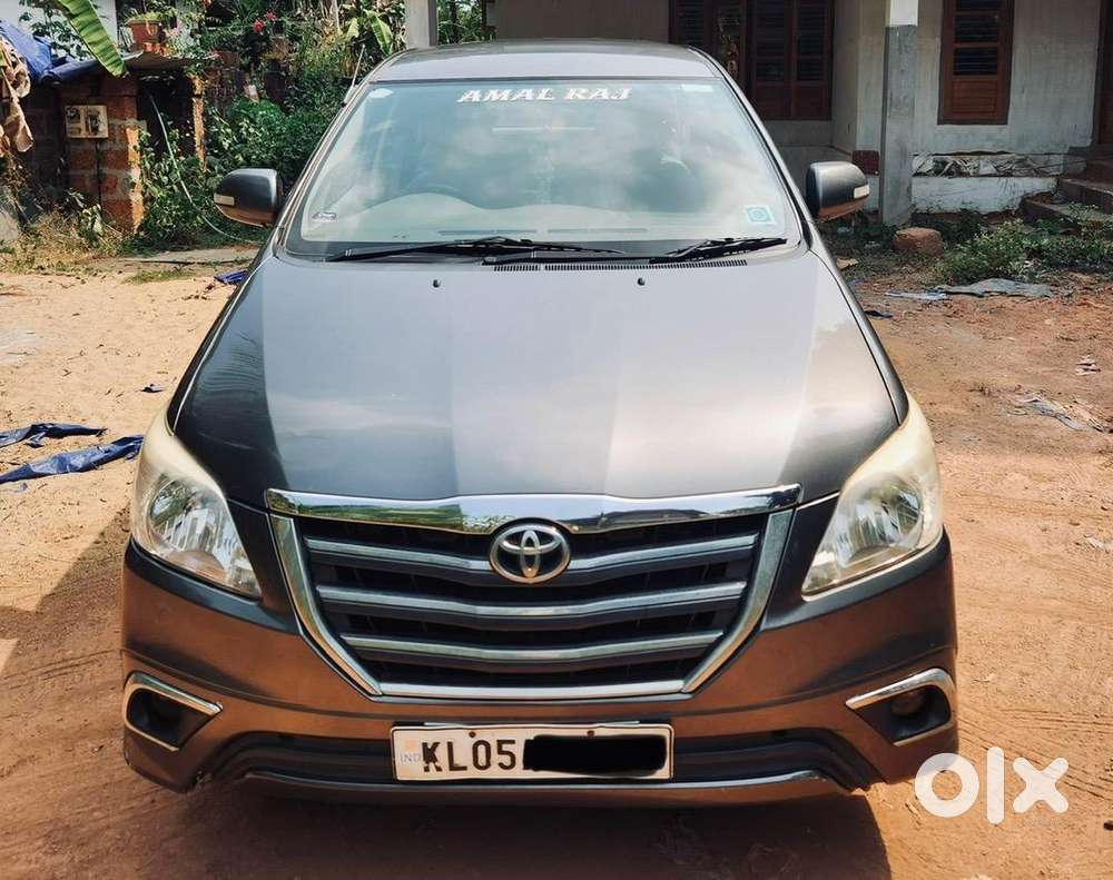 Toyota Innova 2012 Diesel Well Maintained