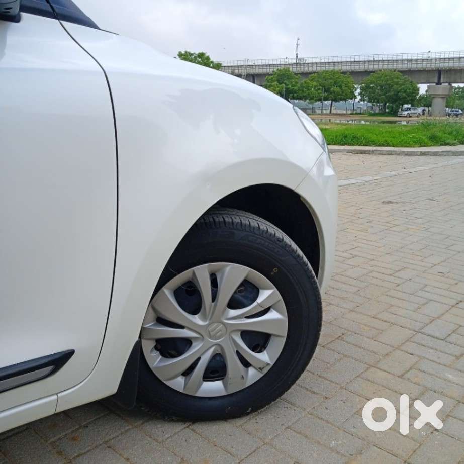 Maruti Suzuki Swift Vxi, 2022, Petrol