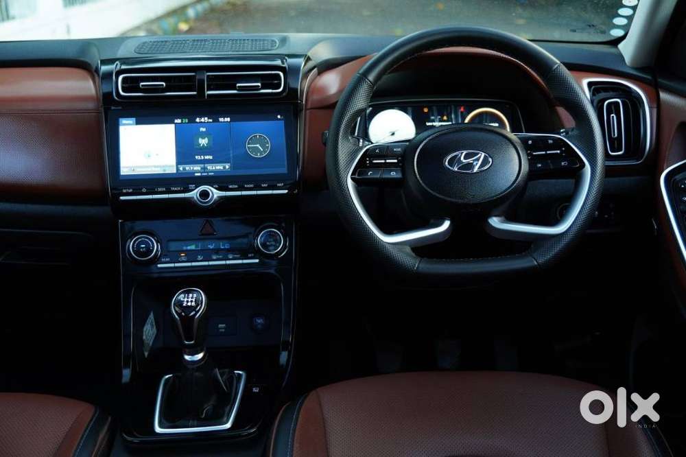 Hyundai Alcazar Platinum, 2023, Petrol