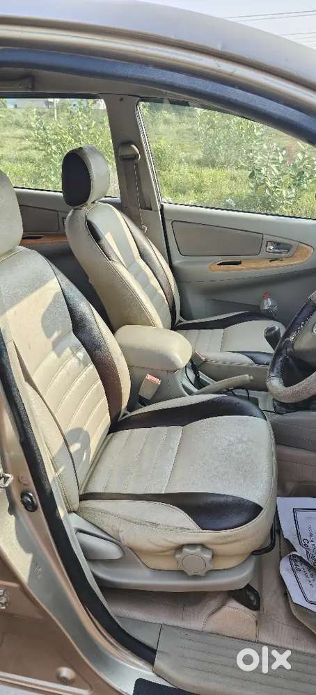 Toyota Innova 2.5 V Varsn 2009