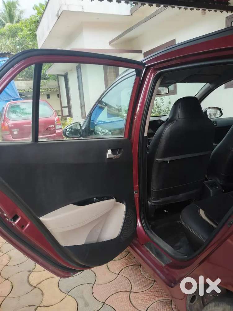 Grand I10 Asta Vtvt Excellent Condition