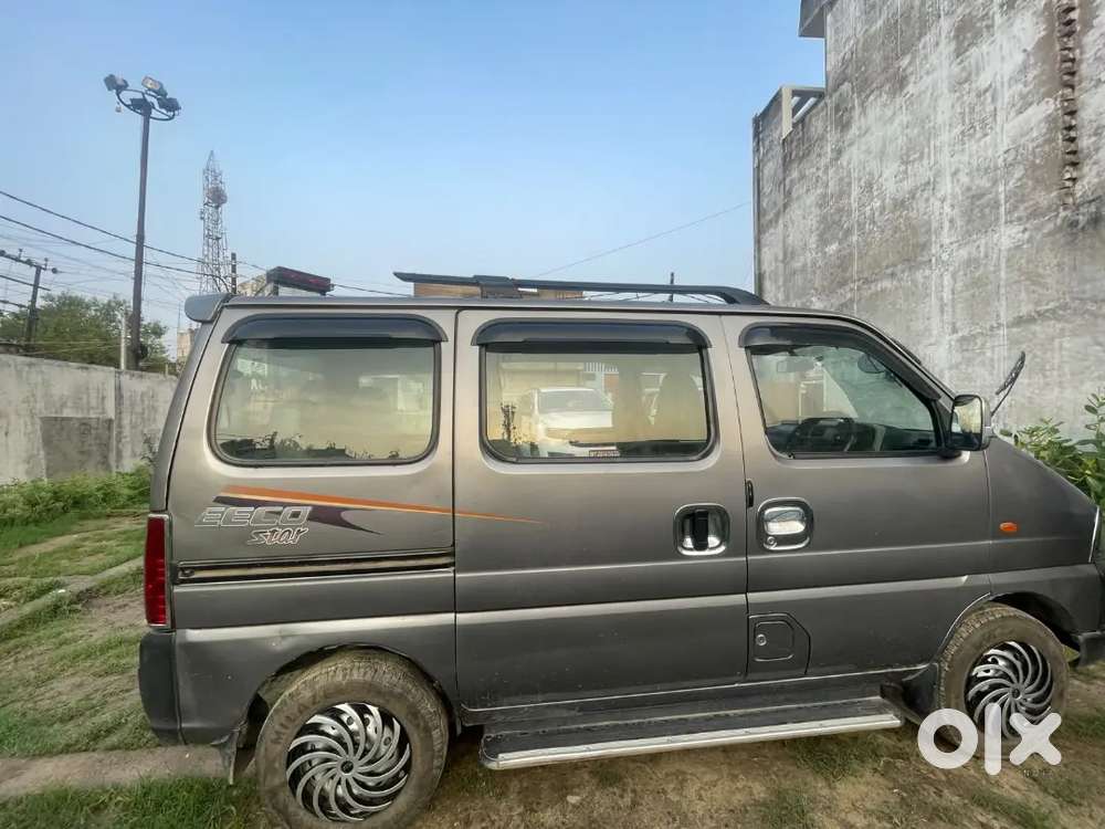 Maruti Suzuki Eeco Smiles 2023