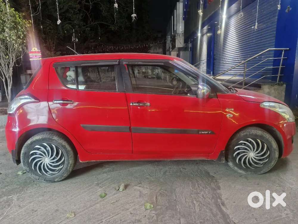 Maruti Suzuki Swift 2017 Diesel 75000 Km Driven