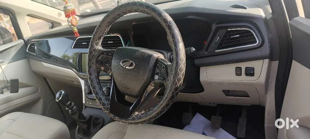Mahindra Marazzo 2018 Diesel 80000 Km Driven
