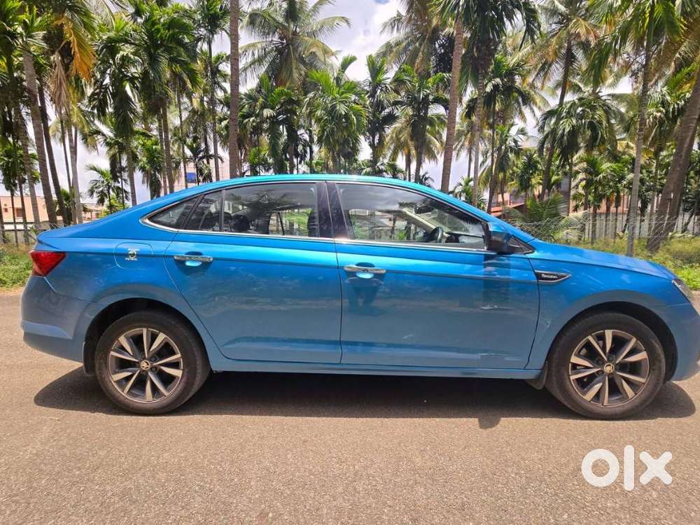 Skoda Slavia 1.0 Tsi Style, 2022, Petrol
