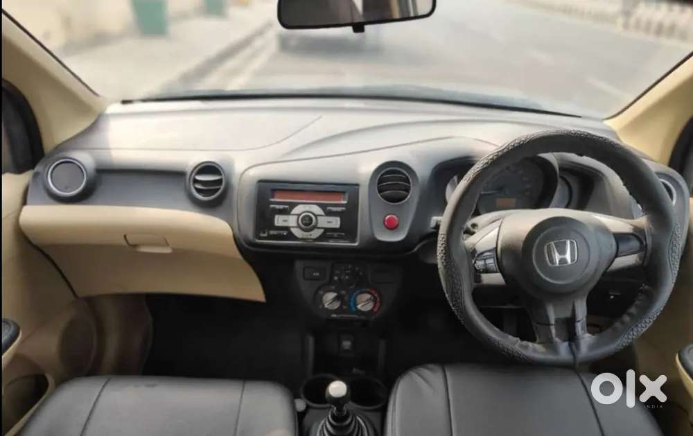 Honda Amaze 2015 Petrol Well Maintained