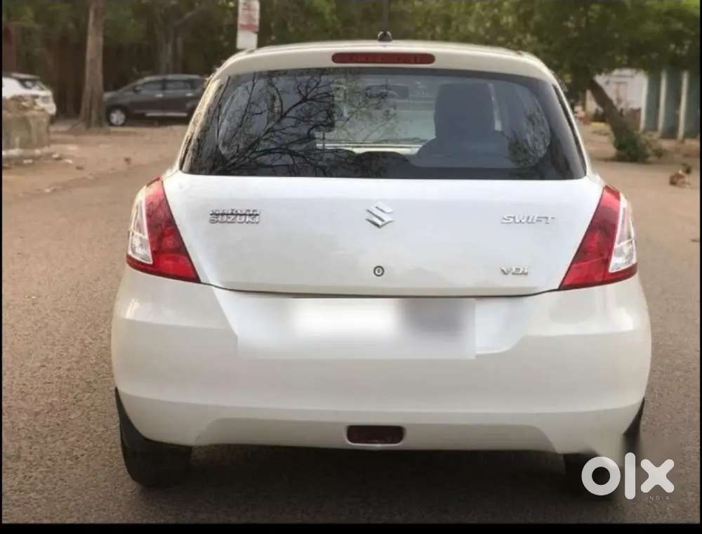  2013 Maruti Swift – Excellent Condition  2nd Owner  White