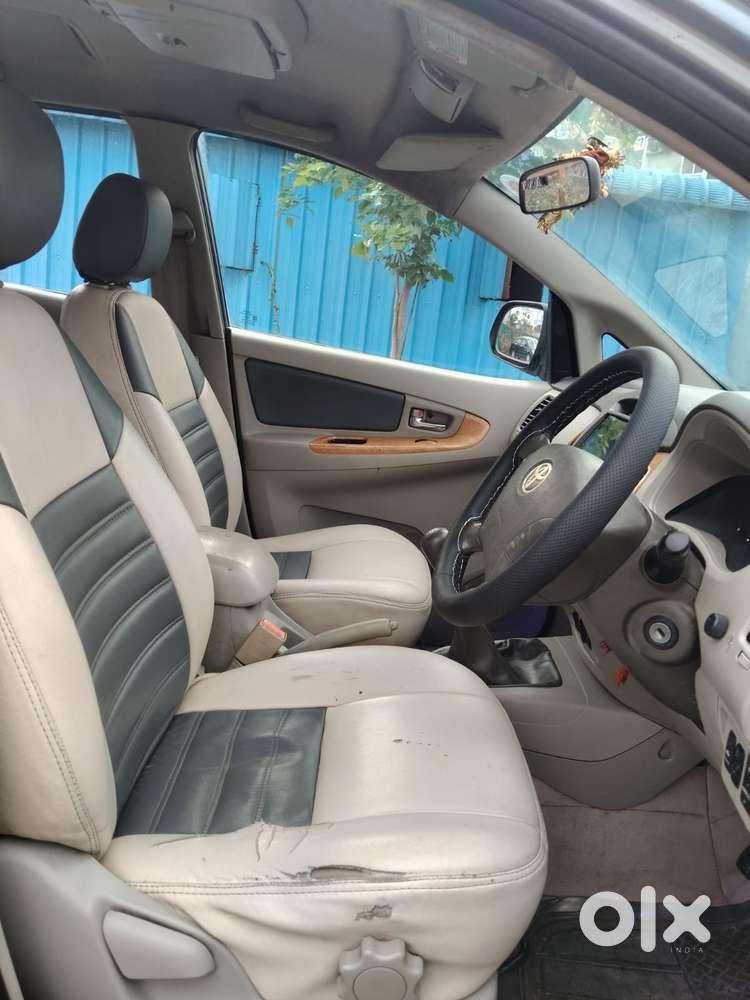 Toyota Innova 2.5 V 7 Str, 2010, Diesel