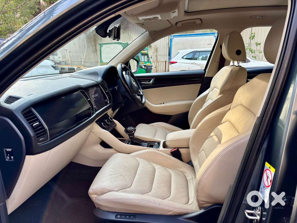 Mahindra Xuv700 2.2 Ax 7 Diesel At Luxury Pack Str, 2023, Diesel