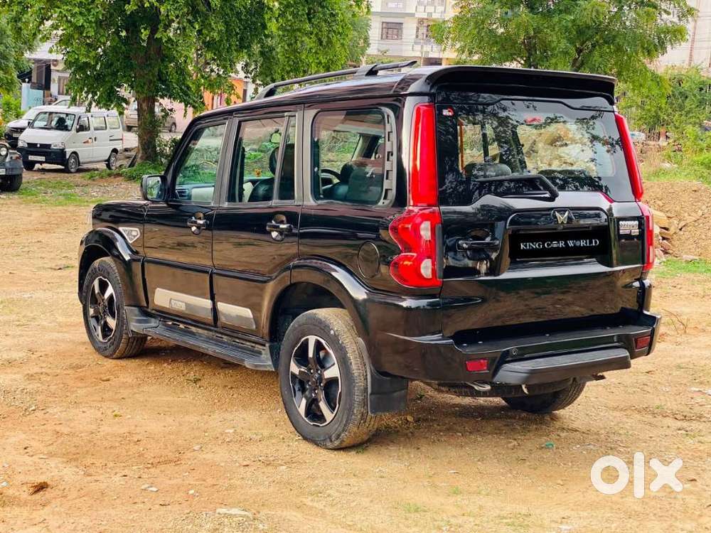 Mahindra Scorpio Classic 2.2 S 11 Mt 7 Str, 2024, Diesel