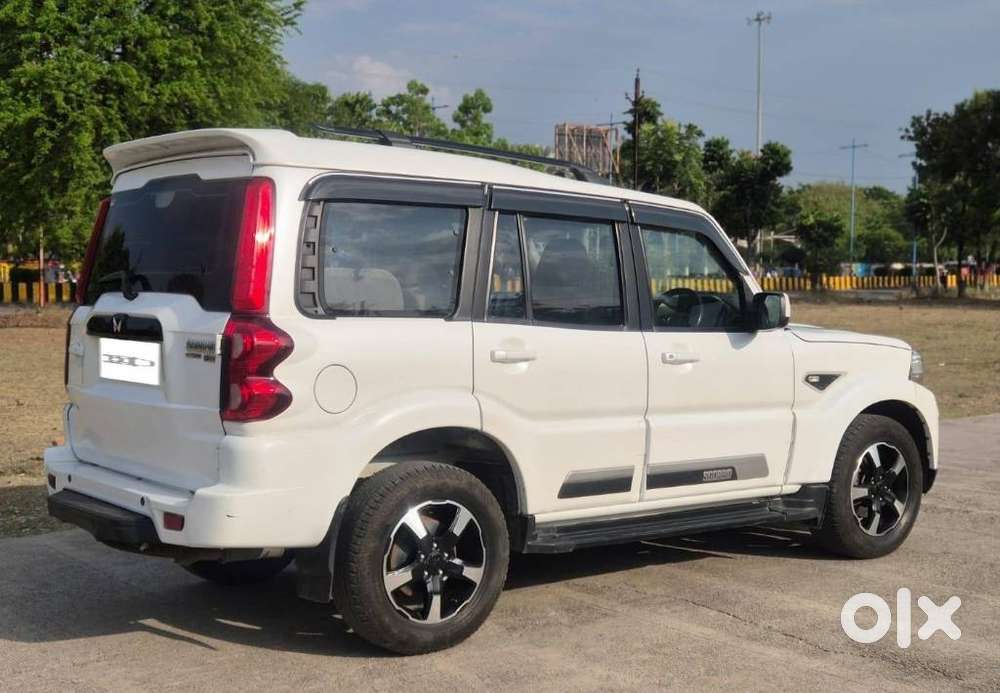 Mahindra Scorpio Classic 2.2 S 11 Mt 7 Str, 2024, Diesel