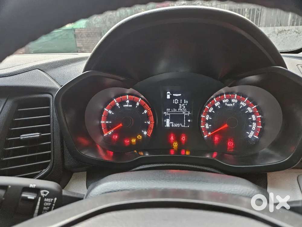 Mahindra Xuv 300 Petrol Good Condition