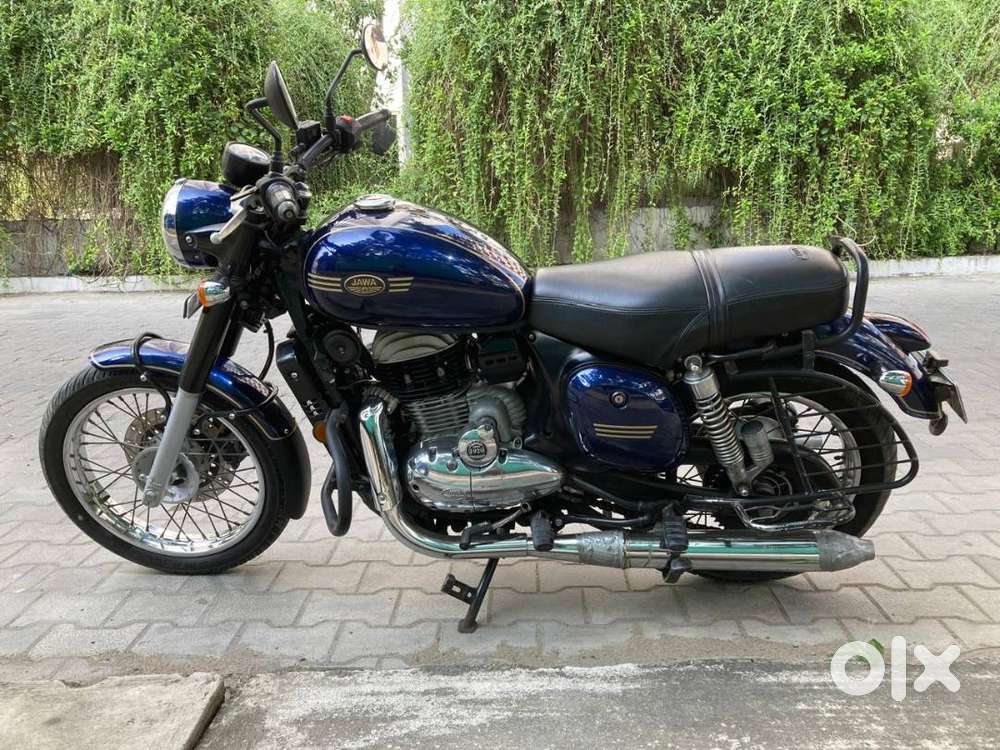 Jawa 42 Dual ABS BS6 - Nebula Blue