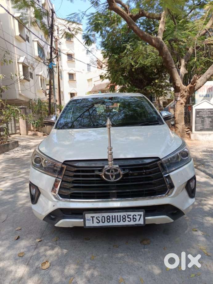 Toyota Innova Crysta 2.4 V 8 Str, 2021, Diesel