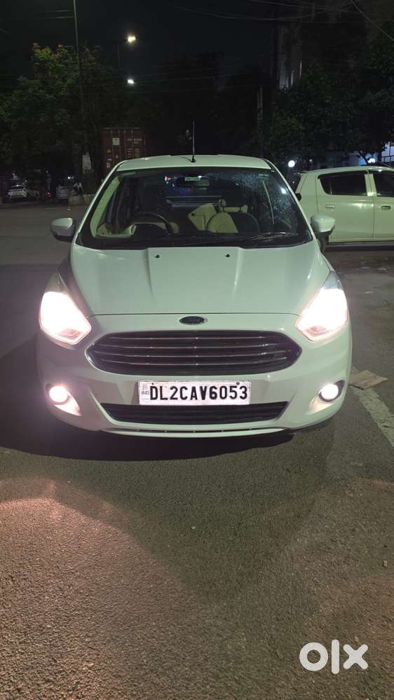 Ford Aspire Titatinium Blu Ti-vct, 2016, Petrol