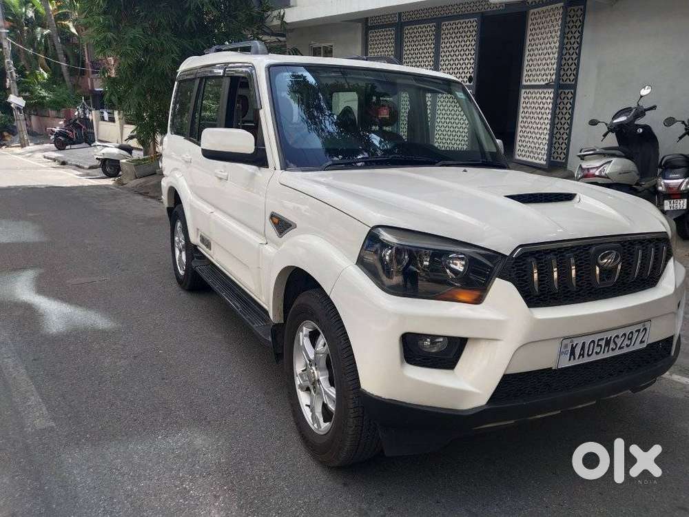Mahindra Scorpio S10, 2015, Diesel