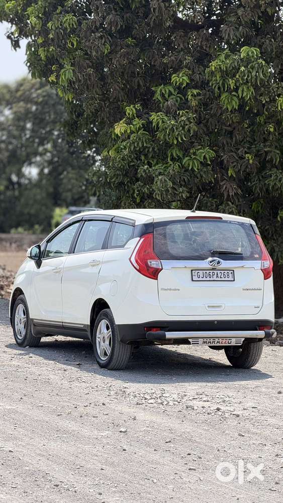 Mahindra Marazzo M6 8str, 2019, Diesel