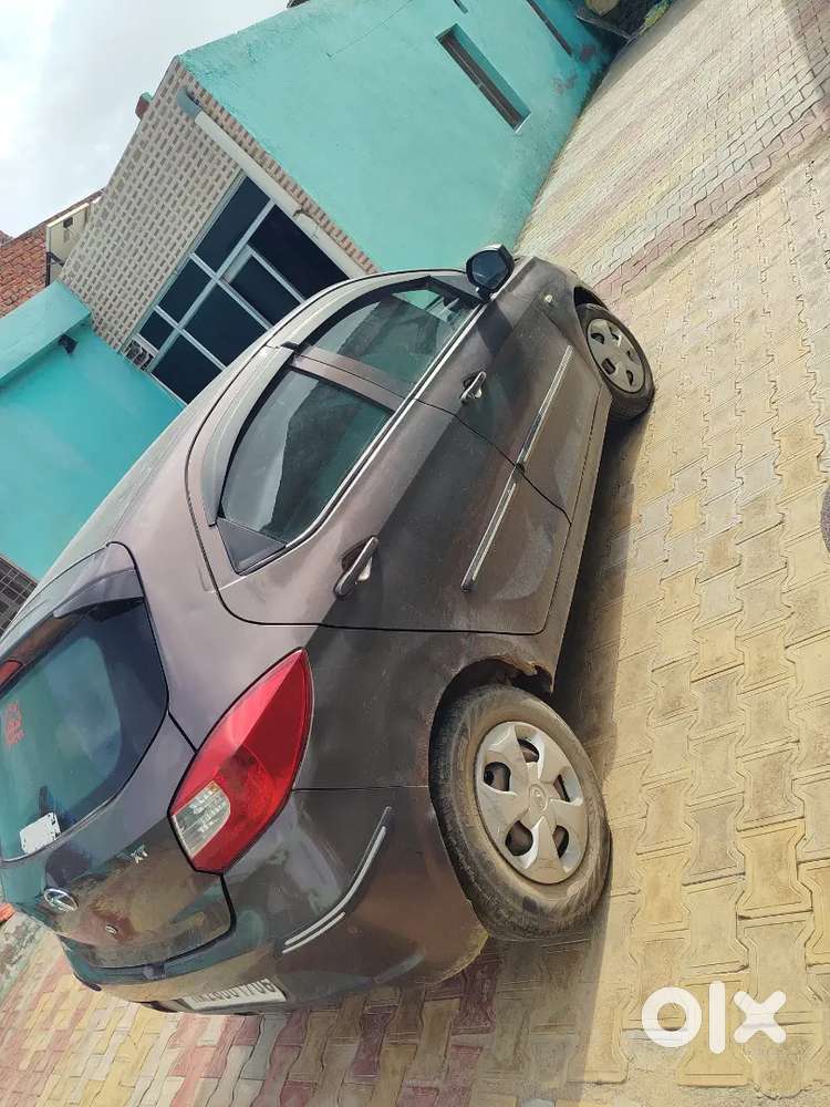 Tata Tiago Revotorq Xt 2018 Model
