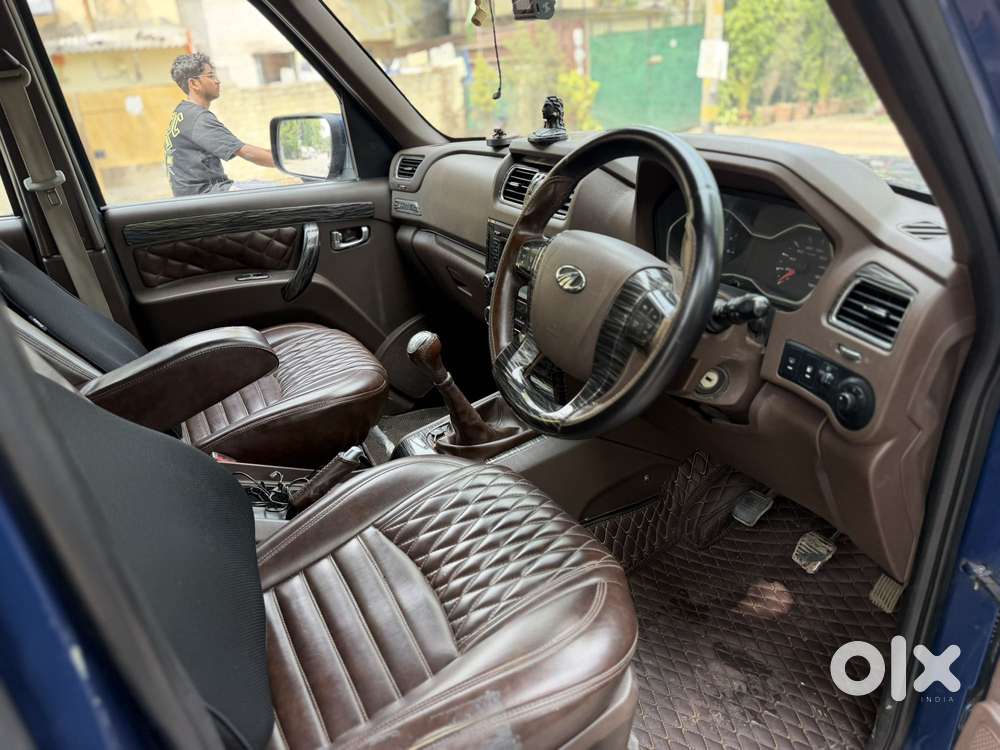 Mahindra Scorpio S10, 2016, Diesel