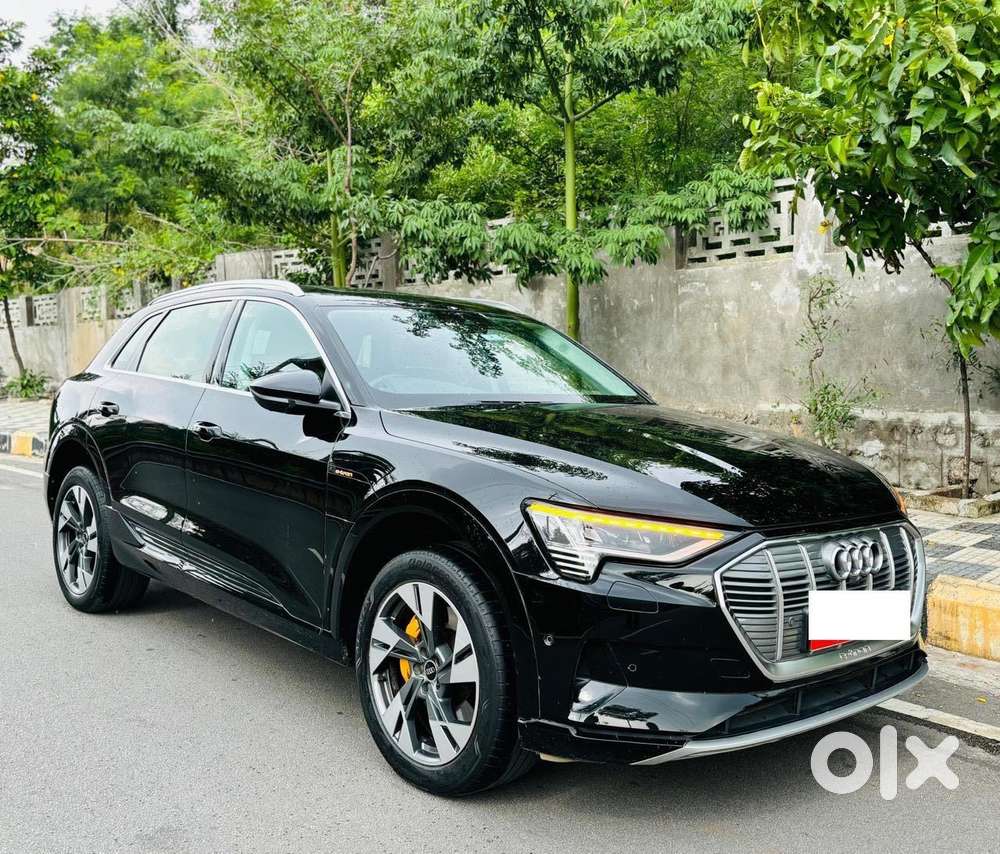 Audi E-tron 55, 2022, Electric