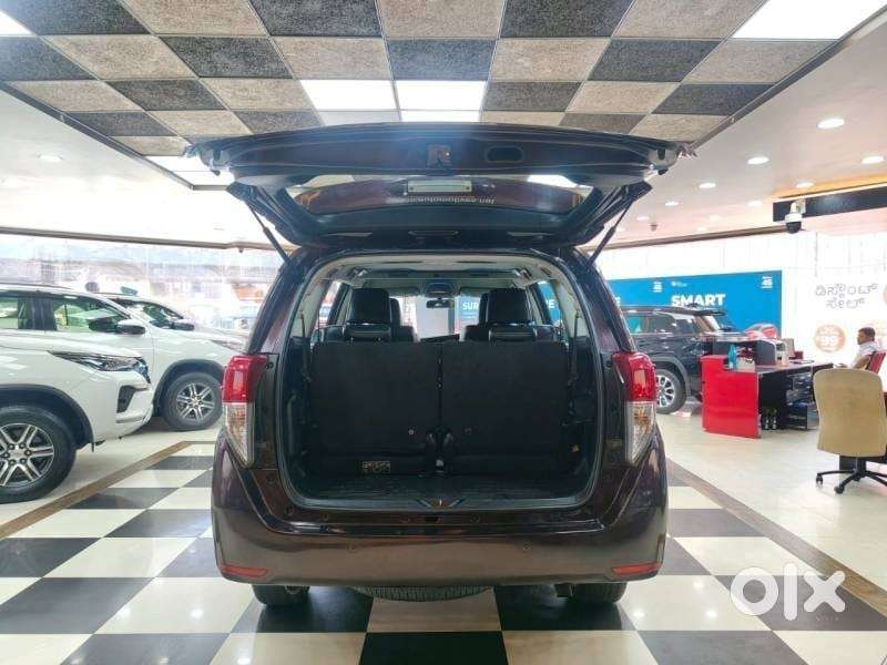 Toyota Innova Crysta Zx 2.4 Diesel 7 Seater, 2016, Diesel
