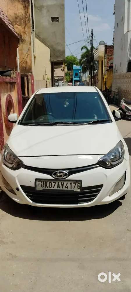 Hyundai New I20 2013 Petrol 720000 Km Driven