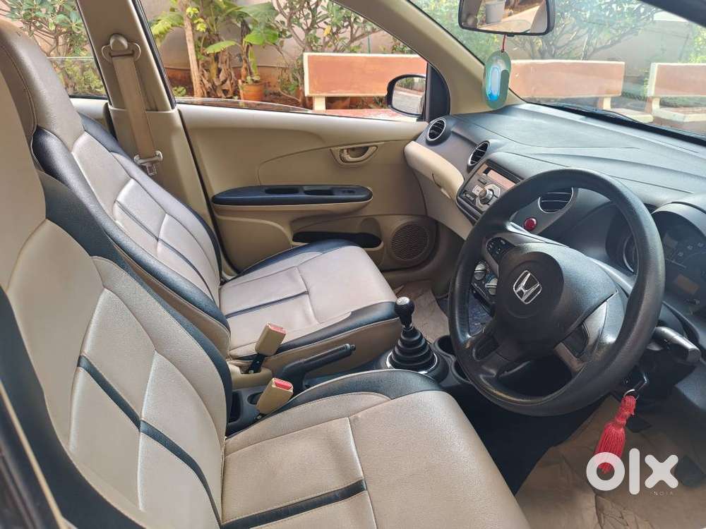 Honda Brio S Mt 2015 88500kms