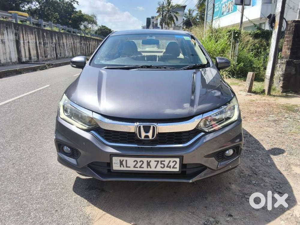 Honda City I-vtec V, 2017, Petrol