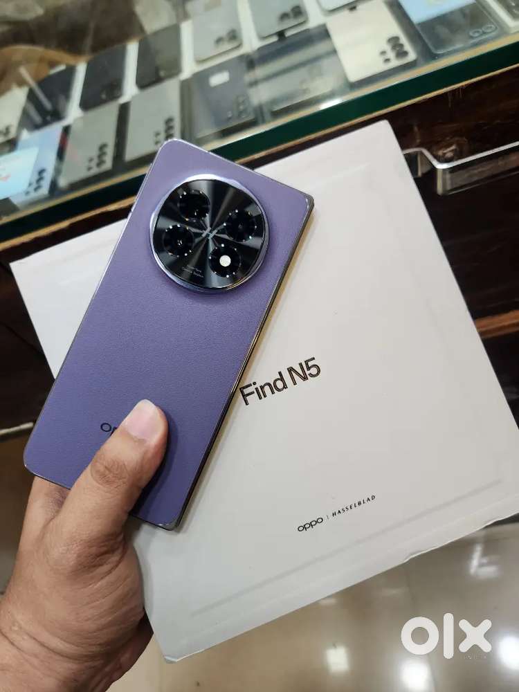 Oppo Find N5 purple color 16gb ram 512gb Storage brand new